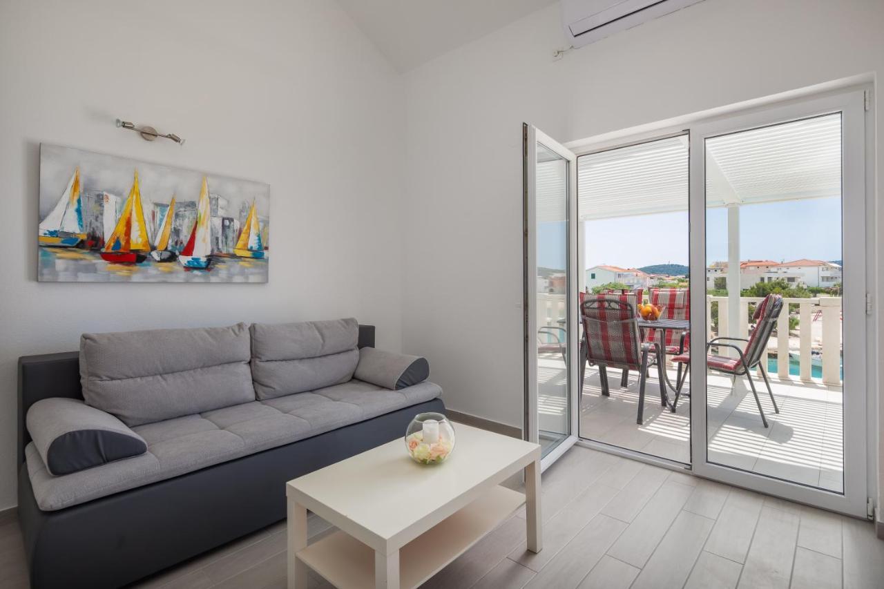 Vila Blanka Apartments 로고즈니차 외부 사진