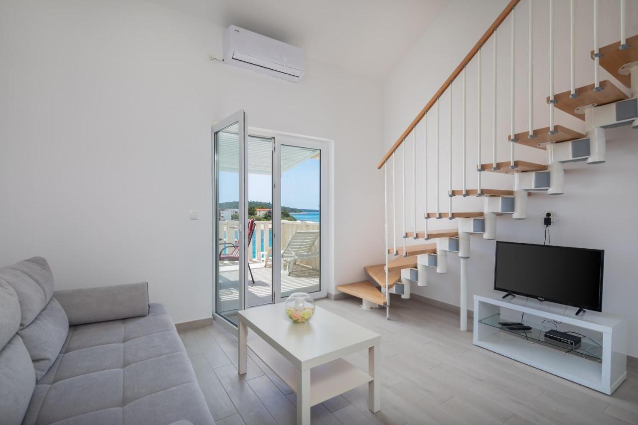 Vila Blanka Apartments 로고즈니차 외부 사진