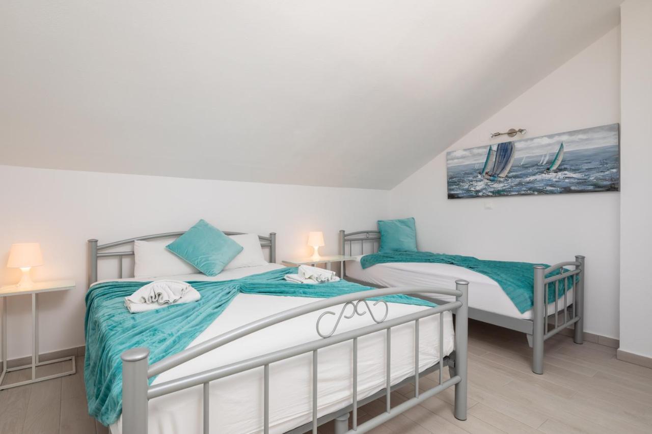 Vila Blanka Apartments 로고즈니차 외부 사진